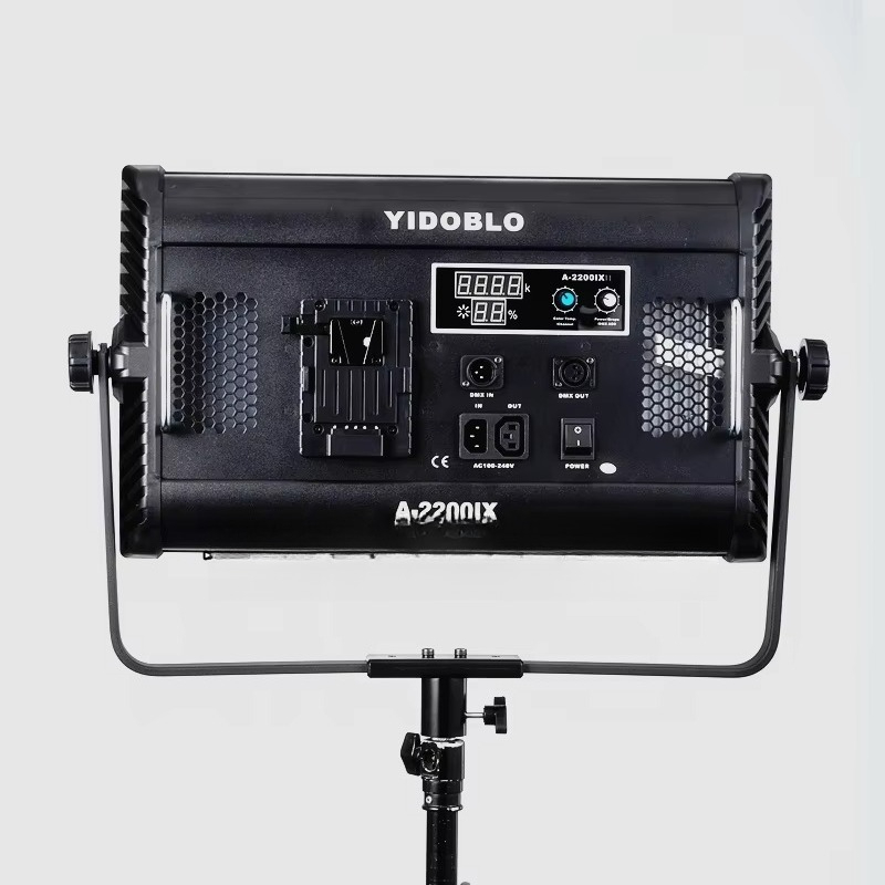 Yidoblo A-2200IIX Китайский ви – обзор и цена Video Light Panel Led